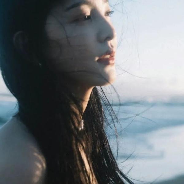 青苔花开